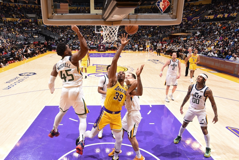 AG捕鱼王游戏下载-关于罗马胜出力挽狂澜，豪取三分守卫领先位置的信息