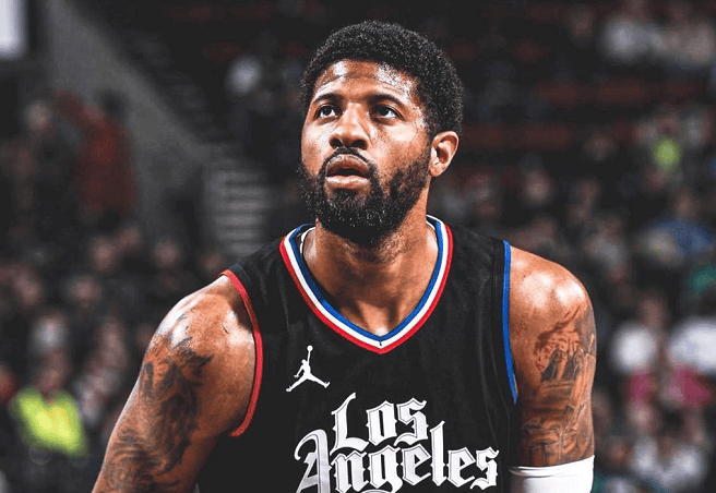 关于快船球员乔治再度进入休赛期疑似伤情恶化的信息