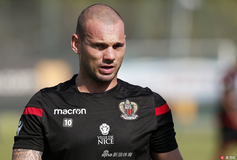 尼斯新援入选国家队,备战国际比赛 尼斯新援入选国家队,备战国际比赛