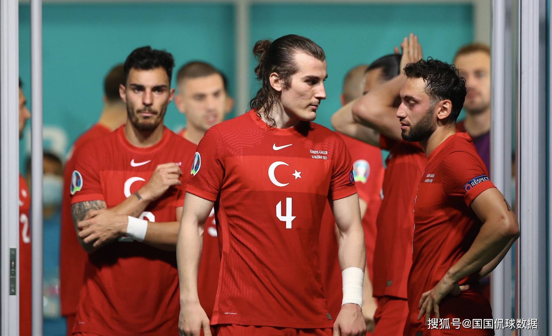 AG捕鱼王游戏-包含欧预赛：乌克兰大胜西班牙，壮志凌云的词条