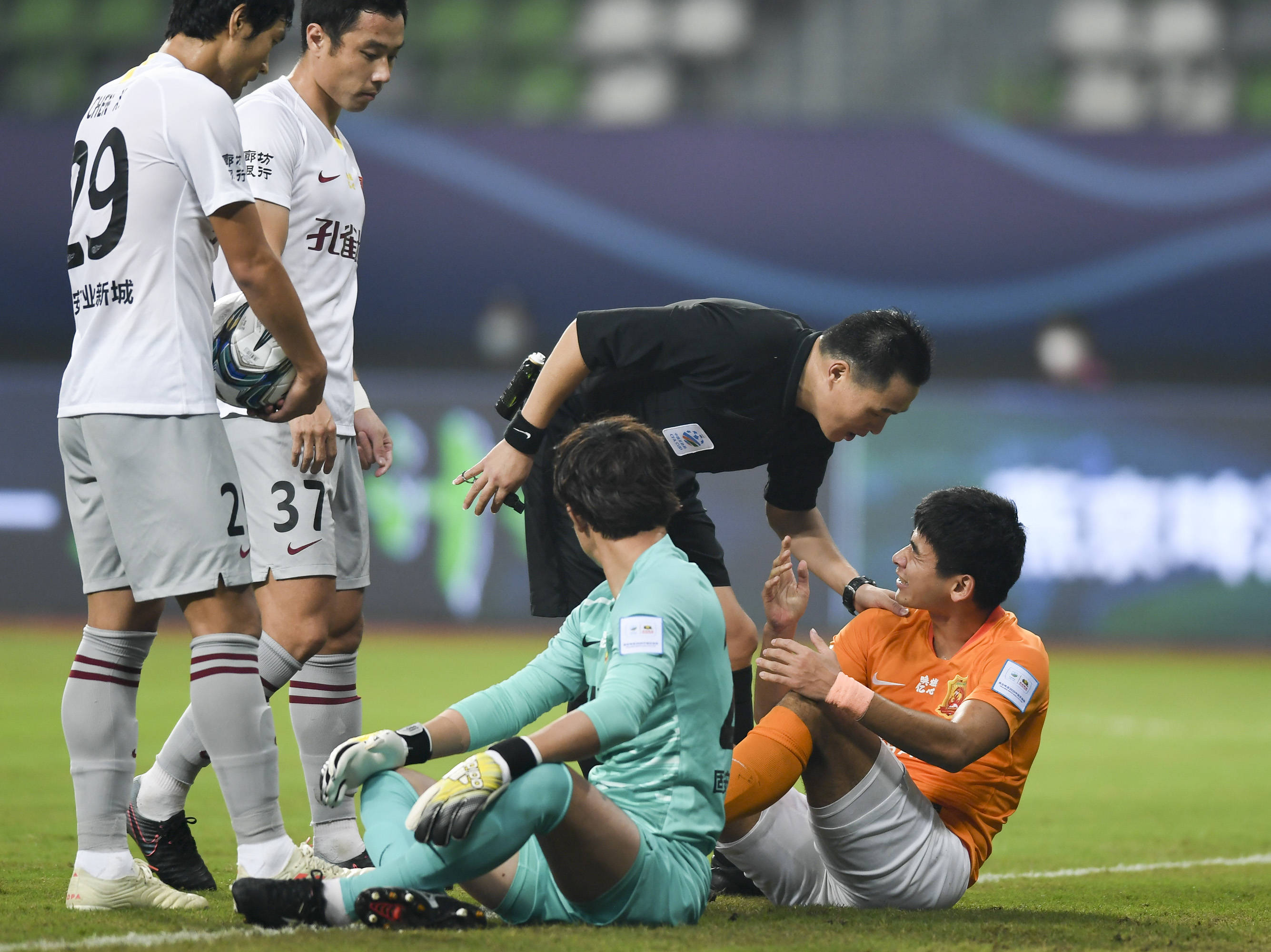 AG捕鱼官方入口-包含河北华夏幸福球员伤愈复出再战主场的词条