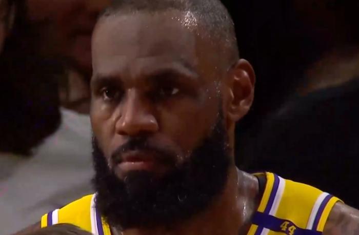 快船客场惨败森林狼,球队需反思 快船客场惨败森林狼,球队需反思