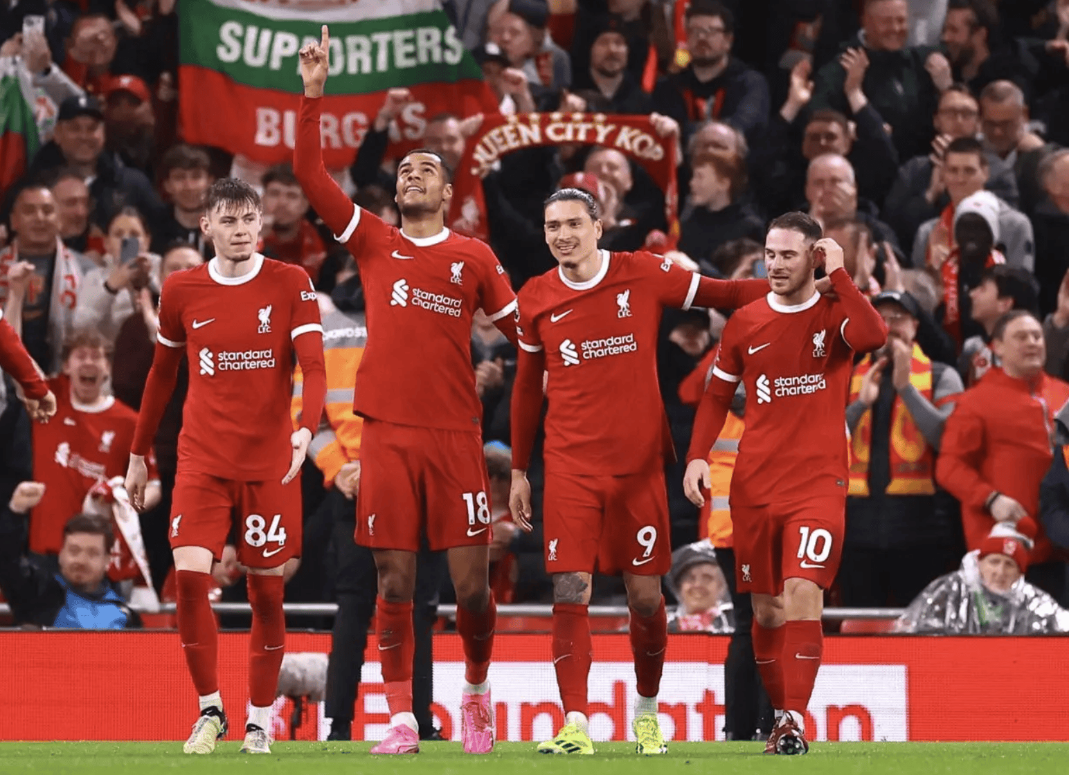 AG捕鱼-阿斯顿维拉主场击败曼联,保住希望