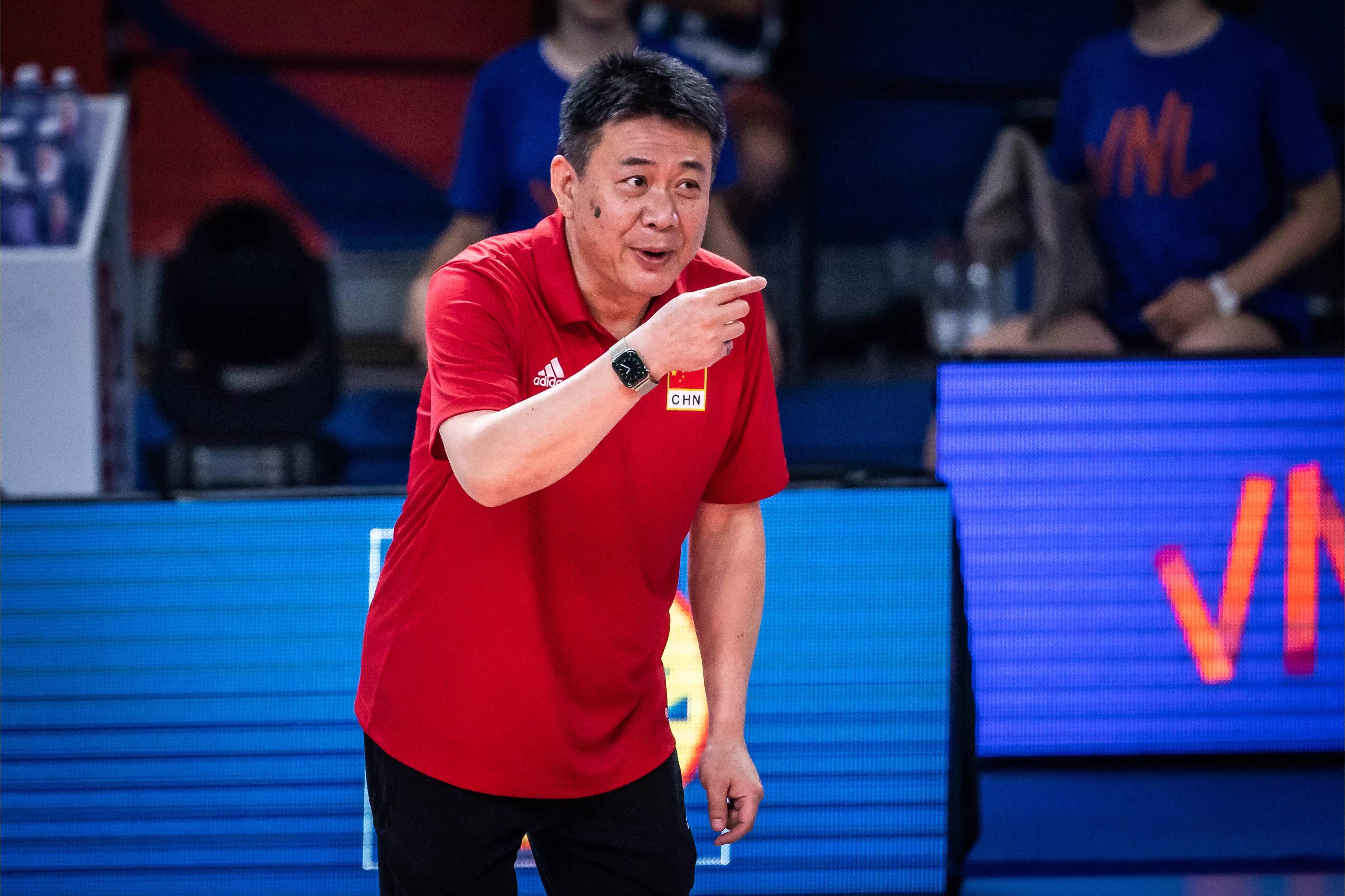 关于主教练战术精妙，队员发挥亮眼赢得掌声的信息