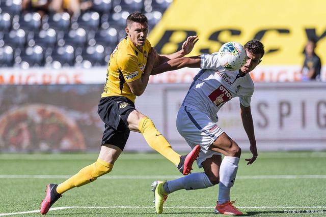 -沙尔克客场惨败，遭遇轮不胜的简单介绍