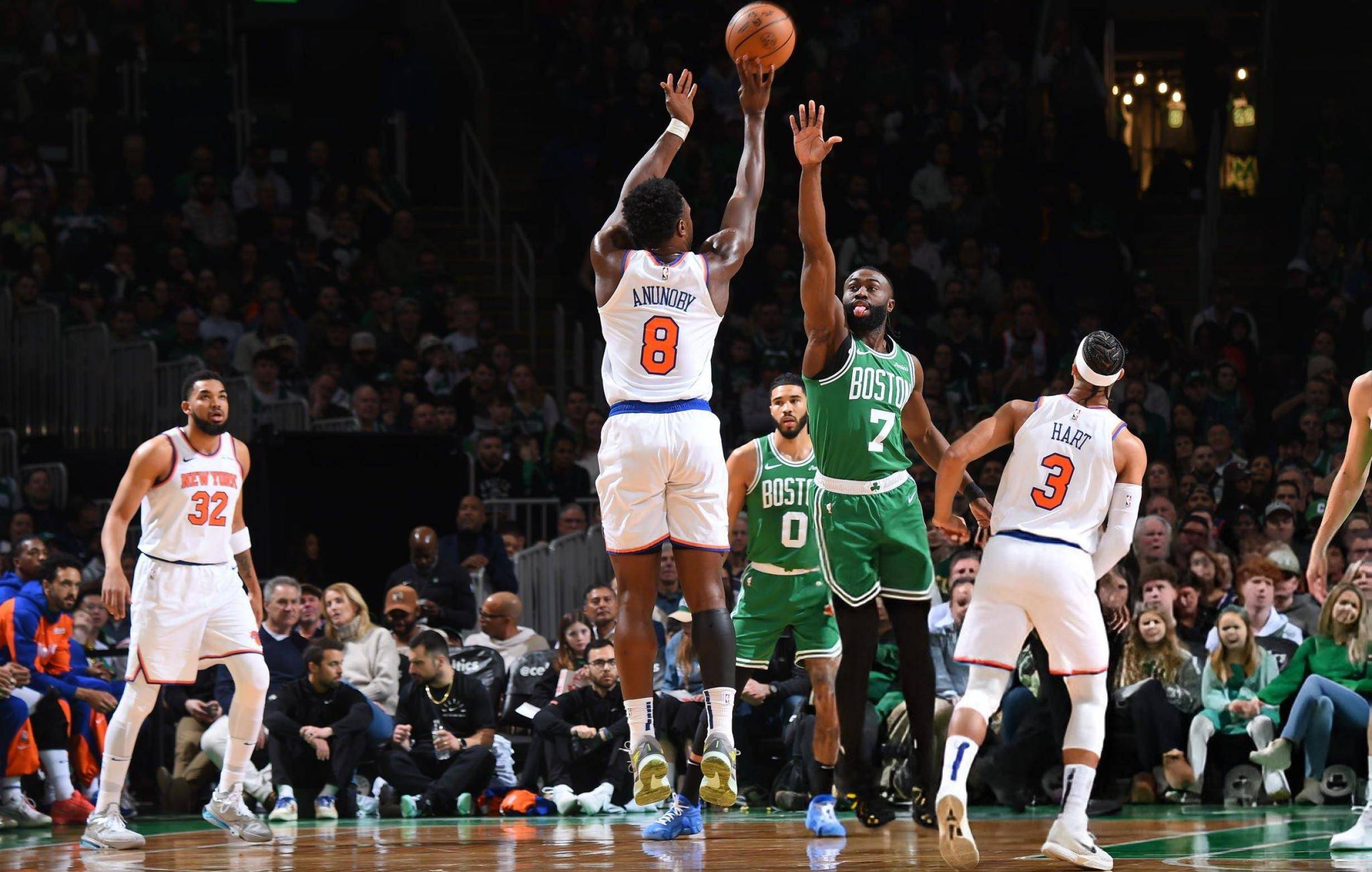 埃克托尔头槌破门,斯特拉斯堡客场-险胜尼姆 埃克托尔头槌破门,斯特拉斯堡客场-险胜尼姆