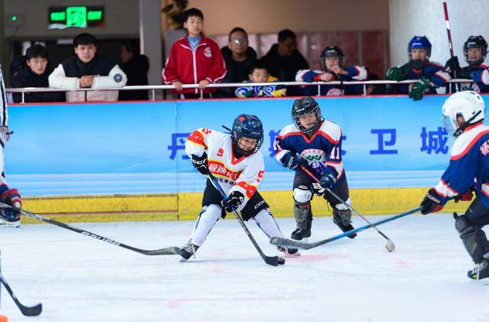 AG捕鱼官方入口-一触即发的激烈比拼现场,胜者将尽显飒爽英姿的简单介绍