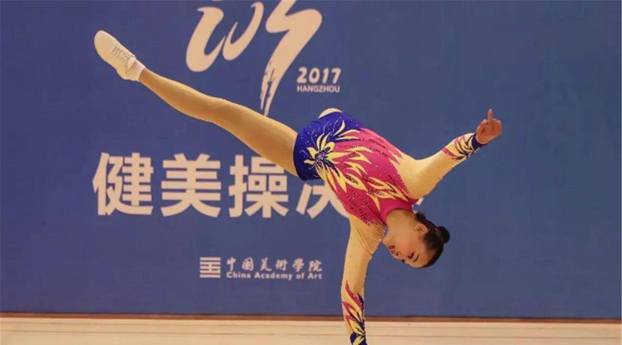 体操赛场上挪威运动员获得好成绩 体操赛场上挪威运动员获得好成绩