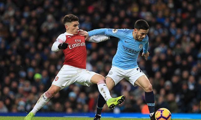 曼城主场战胜阿森纳,继续保持领先 曼城主场战胜阿森纳,继续保持领先