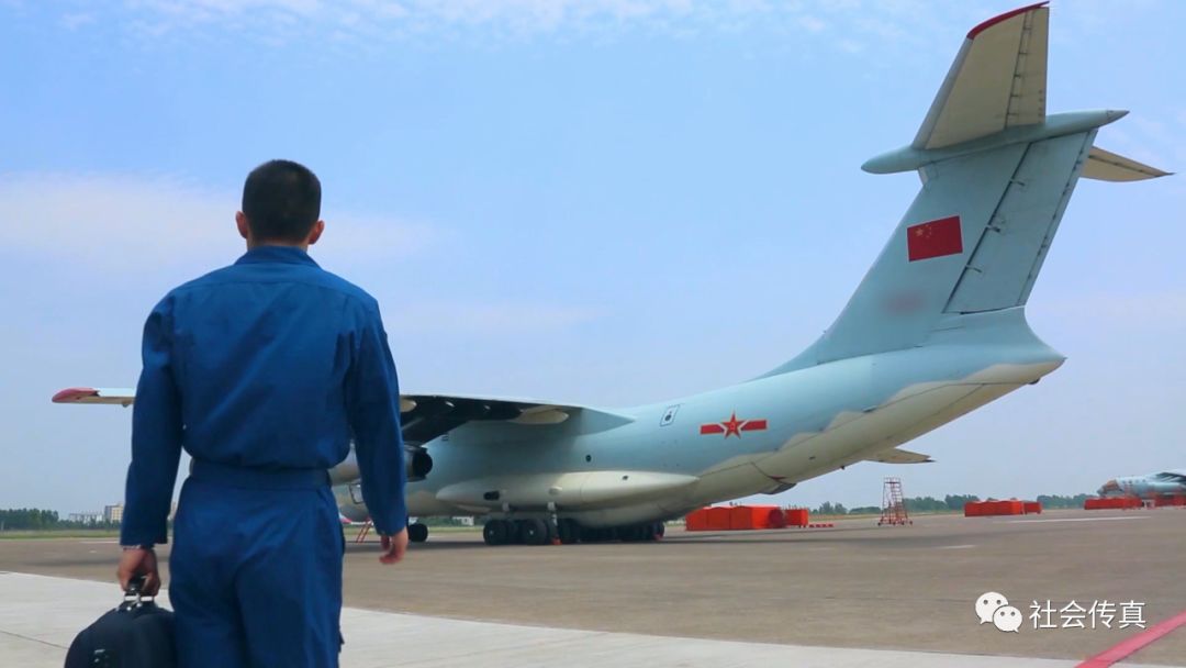 立陶宛队勇夺桂冠，实力非凡