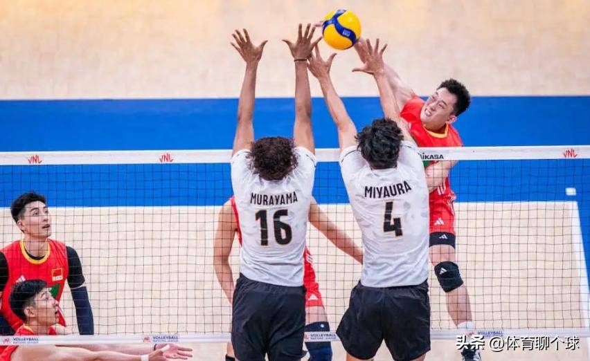 华沙绿军亮出进攻阵容丢球重大失败 华沙绿军亮出进攻阵容丢球重大失败