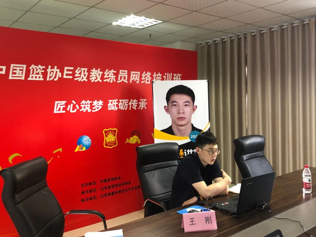 加拿大篮球协会启动全国篮球教练培训计划 加拿大篮球协会启动全国篮球教练培训计划