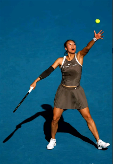 古巴选手实力过人,获得跳水比赛冠军 古巴选手实力过人,获得跳水比赛冠军