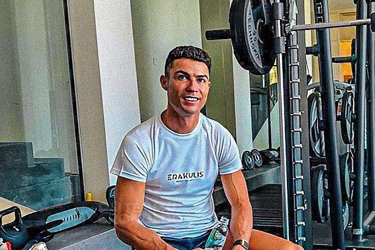 AG捕鱼-球员个人奖项,荣膺最佳射手殊荣