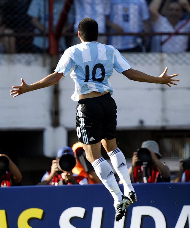 -科特迪瓦队逆袭!淘汰乌拉圭队,晋级世界杯四强