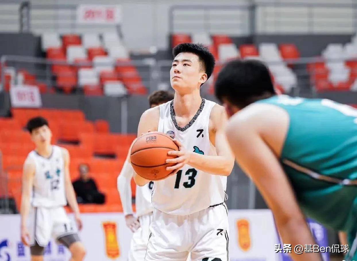 球队锋线发威,实力得到充分展现 球队锋线发威,实力得到充分展现