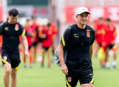 许文桂总教练胜率颇高,备受球员仰望 许文桂总教练胜率颇高,备受球员仰望