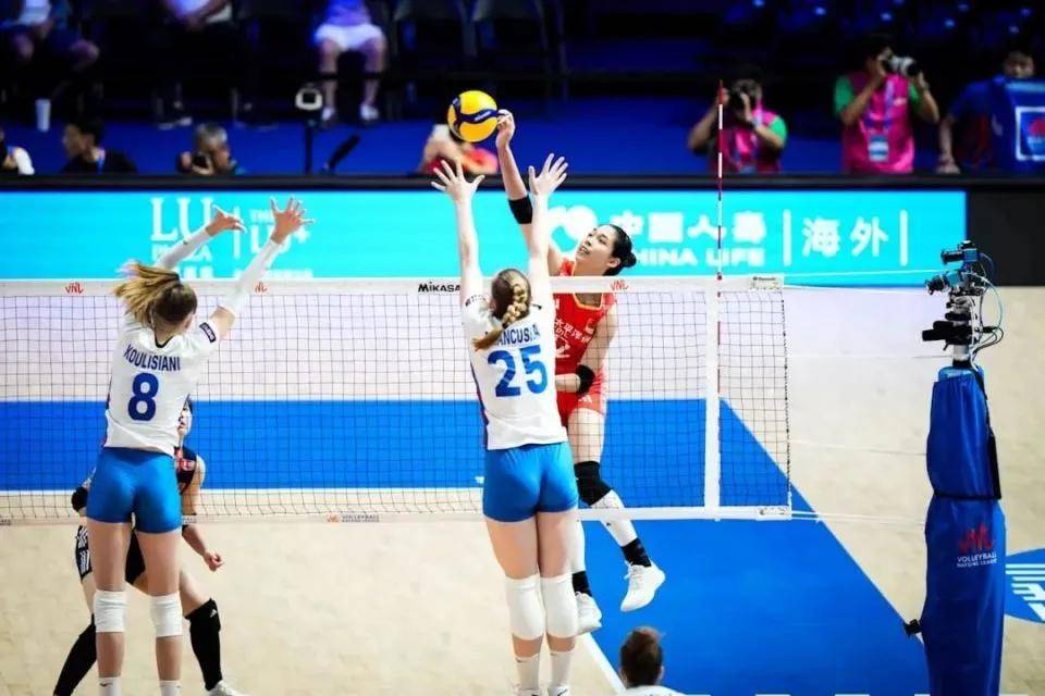 重返巅峰：福建队力求取得胜利保持领先地位的简单介绍