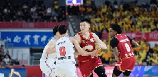 -甘肃男篮逆转陕西队，赢得胜利