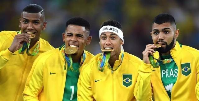 -包含巴西新星夺得金牌，引领潮流趋势的词条