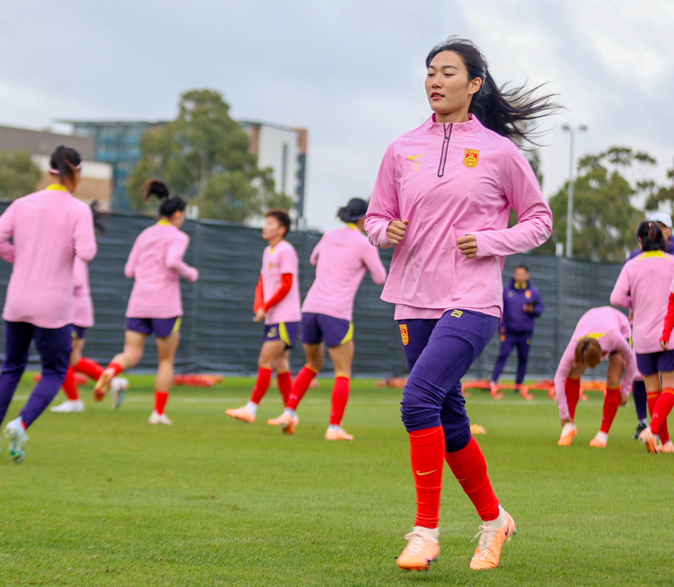 泰国女足球员在世界杯预选赛中火力全开 泰国女足球员在世界杯预选赛中火力全开