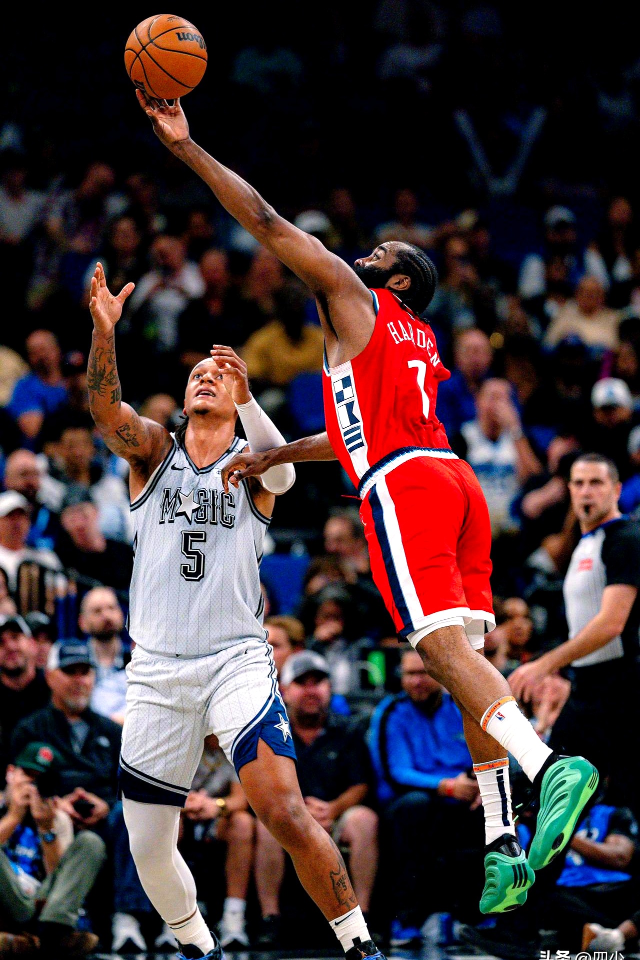 快船队备战季后赛，提前锁定季后赛资格