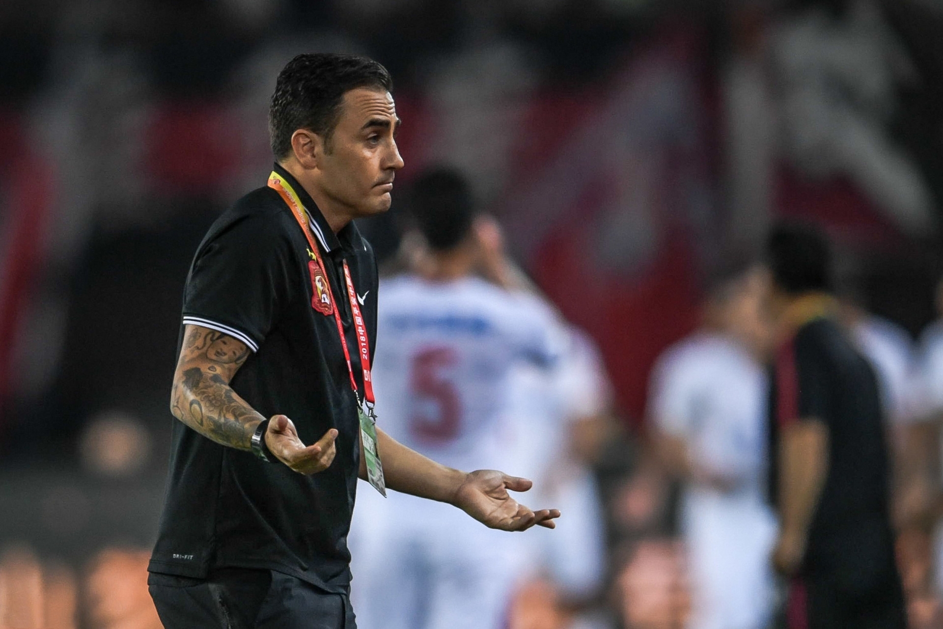 夺冠热门陷入低谷,备战需更谨慎 夺冠热门陷入低谷,备战需更谨慎