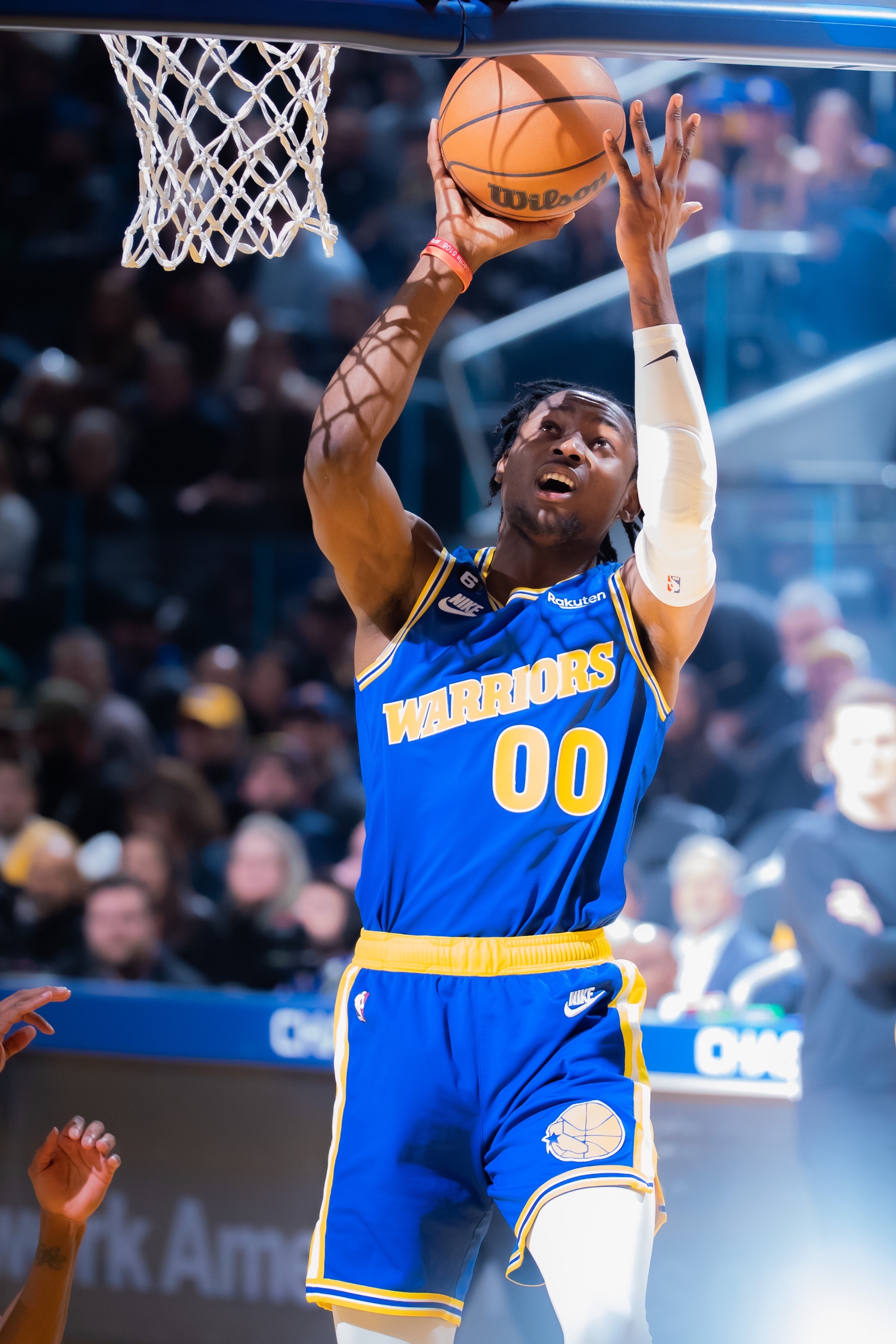 勇士队豪取连胜,势不可挡向前冲的简单介绍 勇士队豪取连胜,势不可挡向前冲的简单介绍