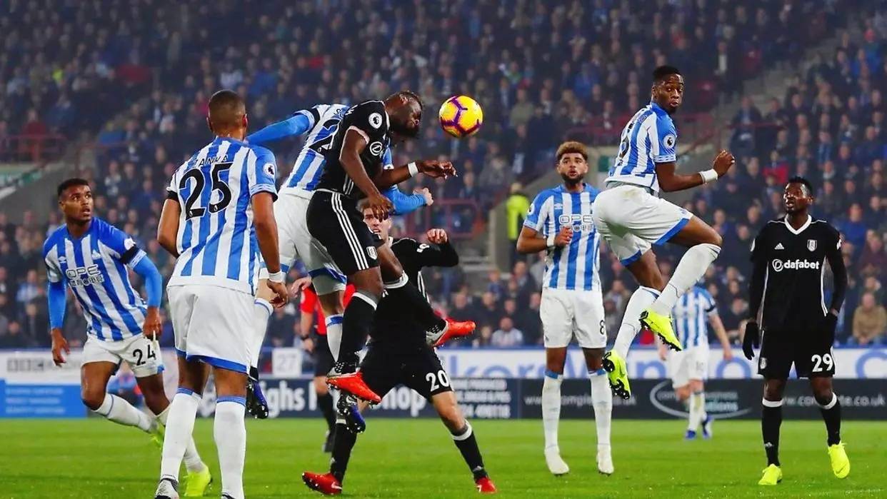 AG捕鱼王官网-雷丁客场逼平对手，重要分数保级关键